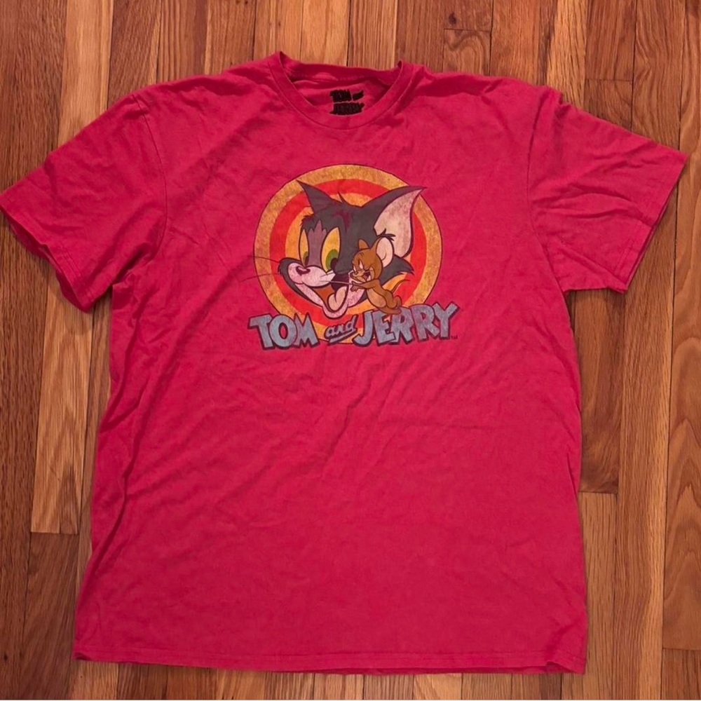 Tom and Jerry Graphic T-Shirt